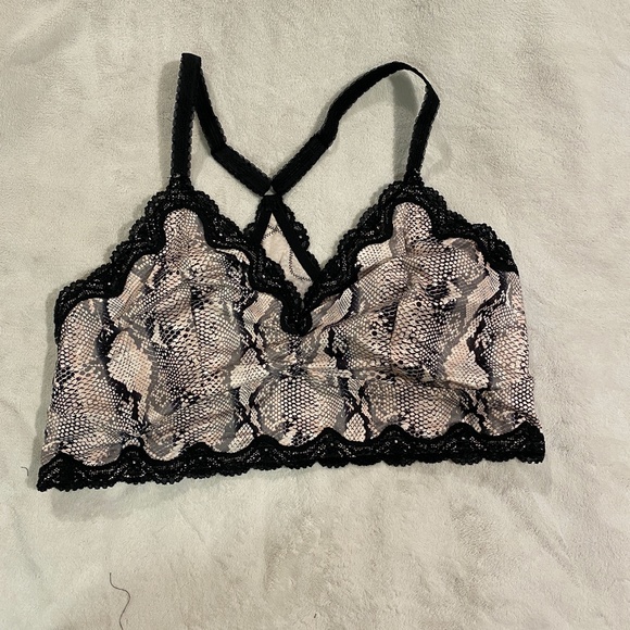 NWT TORRID SNAKE PRINT & LACE BRALETTE - Picture 3 of 4